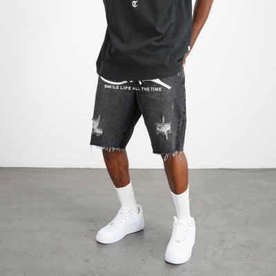 Shorts Denim Destructivo con Efecto Graffiti - Image 5