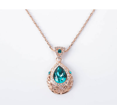 Conjunto de Joyas con Patrón Calado - Image 14