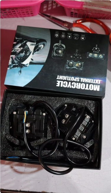 Faro LED Bicolor de Alta Potencia para Moto - Image 13