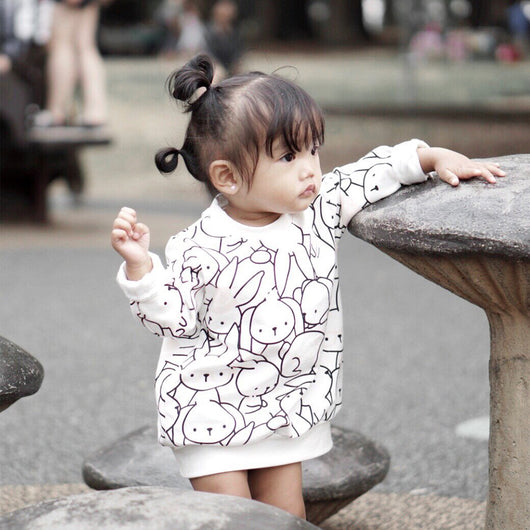 Playera de Algodón Infantil con Estampado de Conejo - Image 6
