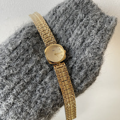 Reloj de Mujer Elegante Acero Dorado de Alta Calidad - Image 8