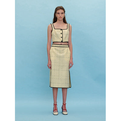 Conjunto de Falda y Blusa con Diseño Hot Girl - Traje de Dos Piezas - Image 3