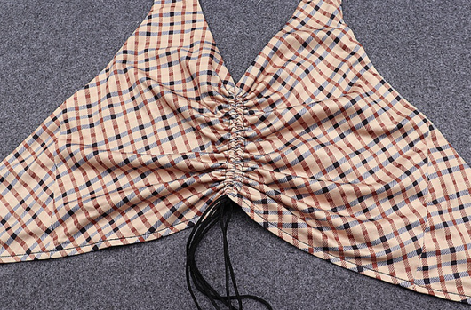 Top Halter Escotado con Cuadros y Cordones Ajustables - Image 9