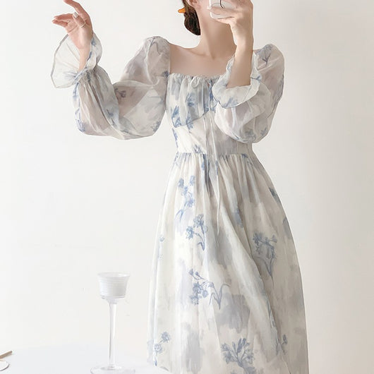 Vestido Estampado Floral Delicado con Toque Mágico