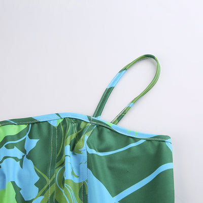 Conjunto de Dos Piezas: Blusa Estampada y Falda Corta - Image 17