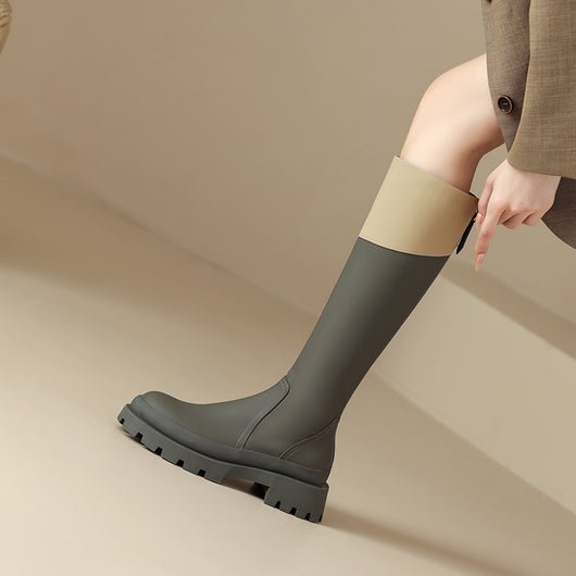Botas de Suela Gruesa con Punta Redonda y Diseño Monocromático - Image 7
