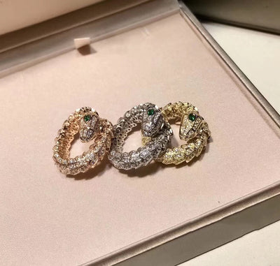 Conjunto de Pulsera y Anillo con Diamantes Micro Incrustados en Oro Laminado - Image 18