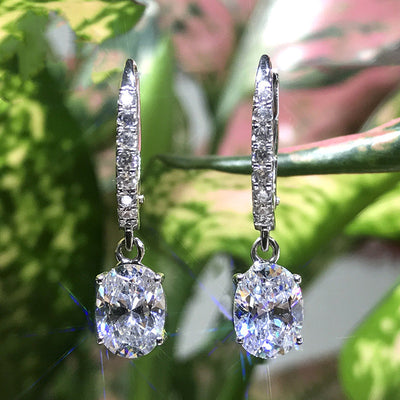 Aretes Colgantes de Plata Esterlina con Diamante en Forma de Pera - Image 7
