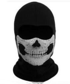 Black balaclava with a white skull face print, featuring dark eye holes, ideal for Halloween or cold weather. - Image 7