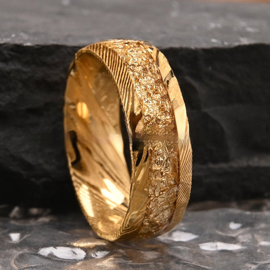 Anillo de Acero Damasceno con Incrustación de Oro en la Banda Central - Image 7