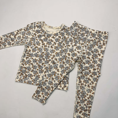 Light yellow infant long-sleeved pajama set with milk bottle and cookie print, suitable for homewear. - Image 30