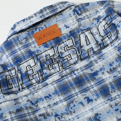 Chamarra de Cuadros Teñida Anudada con Detalles Desgastados para Hombre - Image 3