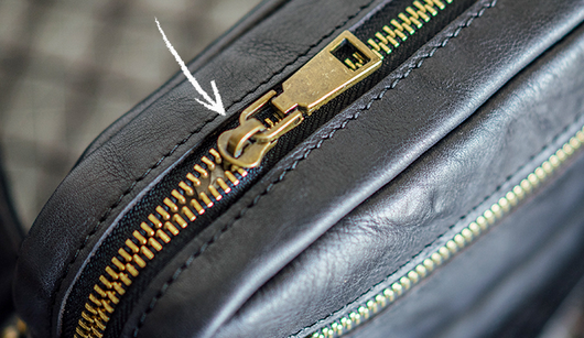 Bolsa Bandolera de Cuero Genuino Hecha a Mano para Hombre Joven - Image 14
