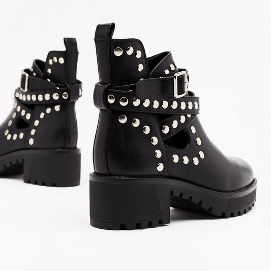 Botines para Mujer con Tiras de Remaches y Detalles Metálicos - Image 2