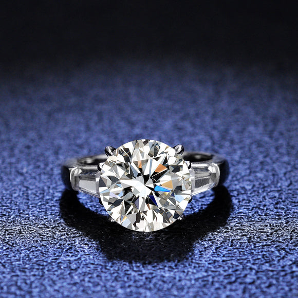 Anillo de Plata S925 con Moissanita de 5 Quilates y Cuatro Garras Clásicas