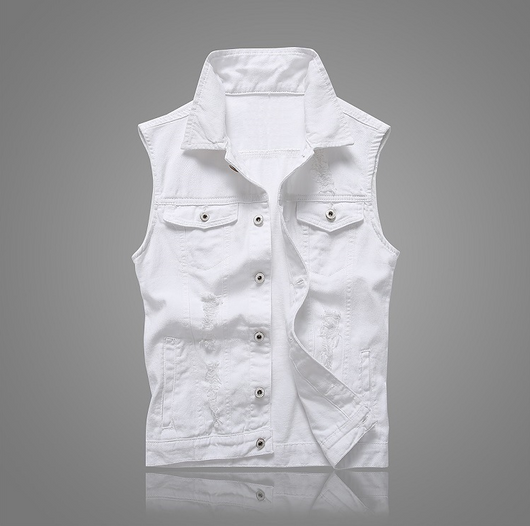 Chaleco Denim Blanco con Bolsillos y Detalles Rotos - Image 12