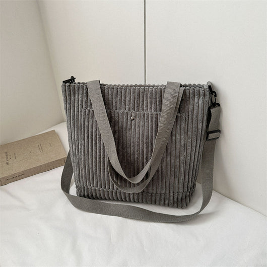 Bolso Bandolera de Pana con Gran Capacidad para Viajeros - Image 10