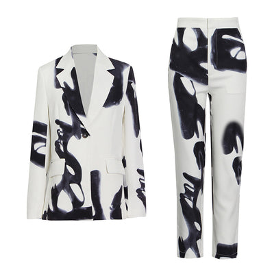 Traje Casual Femenino con Blazer y Pantalón Capri - Image 11