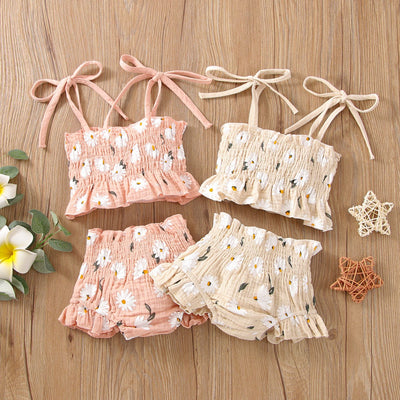Conjunto de Dos Piezas Niña con Pantalón Suspender Estampado Floral - Image 6