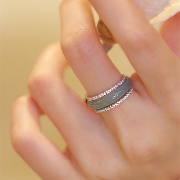 Anillo de Plata Esterlina con Diseño Étnico Apilable