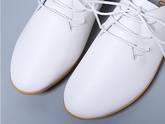 Zapatos Blancos Planos Clásicos Estilo Británico para Mujer - Image 25