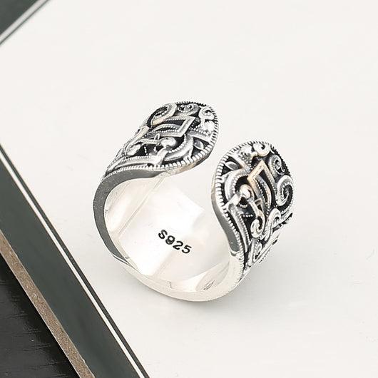Anillo de Plata con Patrones Grabados y Diseño Vintage - Image 11