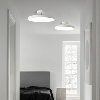 Lámpara de Techo Moderna Nórdica para Pasillo y Dormitorio - Image 3