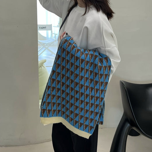 Poncho Chal Tejido Cálido - Image 5