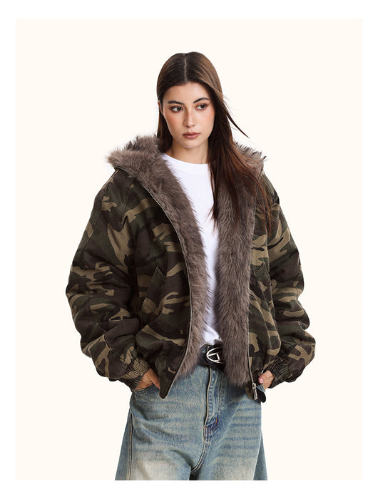 Chaqueta Acolchada con Capucha y Estampado Camuflaje - Image 11