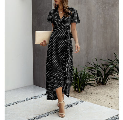 Vestido Corto de Lunares con Escote V y Volantes - Elegancia Femenina - Image 4