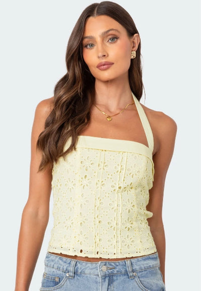 Blusa Camiseta Escotada sin Espalda con Bordado y Tirantes Finos - Ideal para Verano - Image 12