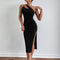 Vestido Ajustado con Espalda Abierta y Detalle de Hombro Descubierto