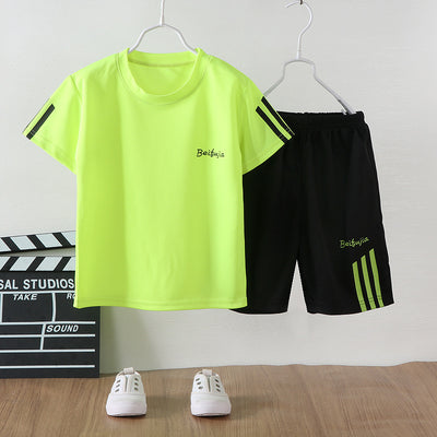 Conjunto Deportivo Infantil de Dos Piezas con Shorts - Image 4