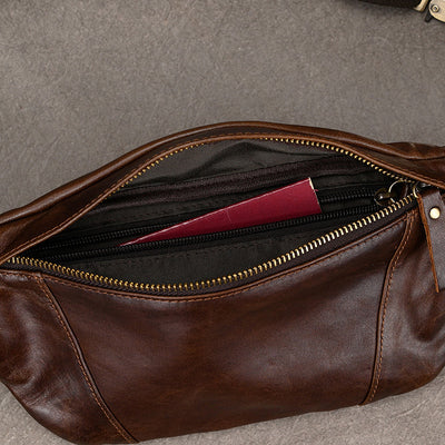 Bolsa Mensajero de Cuero para Hombre - Diseño Minimalista y Funcional - Image 3