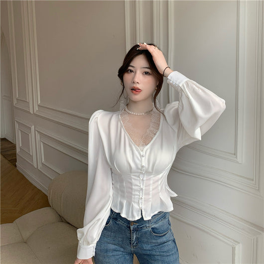 Blusa Blanca de Encaje con Mangas Largas y Volantes para Mujer - Image 4