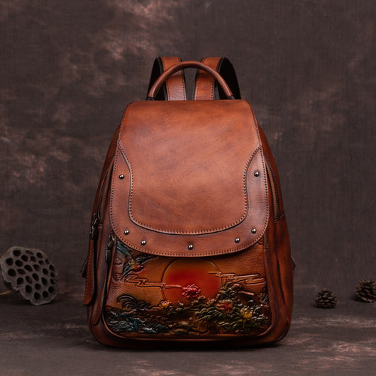 Mochila de Cuero Genuino para Mujer con Grabado Retro y Acabado Personalizado - Image 11