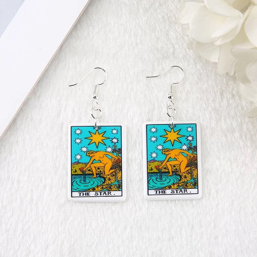 Aretes de Resina con Diseño de Ajedrez y Cartas - Estilo Europeo Moderno - Image 4
