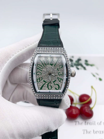 Reloj de Cuarzo Elegante con Correa de Diamantes Completa - Image 8