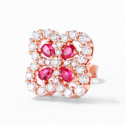Aretes de Plata S925 Flor de Cuatro Pétalos con Piedra Roja Cultivada para Mujer - Image 9