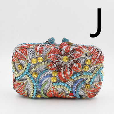 Clutch Elegante con Flores y Cristales Brillantes - Image 16