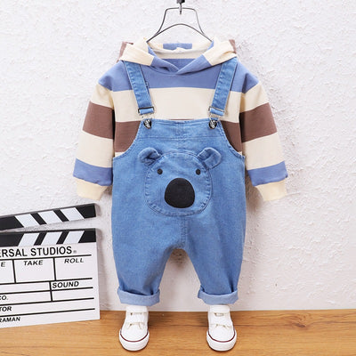 Overol Denim con Suéter Rayado y Capucha para Niños