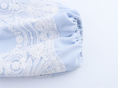 Blusa Elegante con Encaje y Mangas Linterna - Image 14