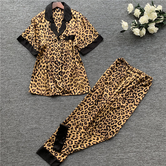 Pijama de Seda para Mujer con Solapa - Confort Premium para el Hogar - Image 16