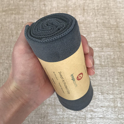 Toalla Cuadrada Absorbente para Yoga y Fitness - Image 12