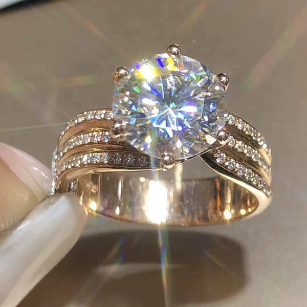 Anillo de Oro Clásico de Seis Puntas