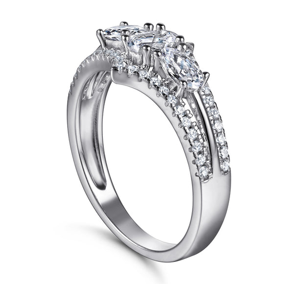 Anillo de Plata 925 con Circonita Micro-incrustada Diseño Diamante