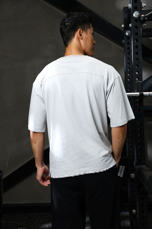 Playera Suelta de Algodón Rasgada para Hombre - Image 20