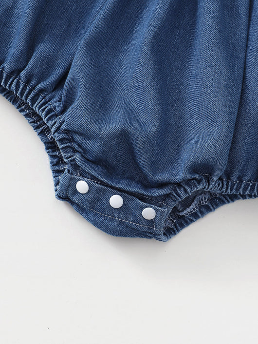Conjunto Dos Piezas: Romper Denim con Volantes y Pañoleta - Image 9