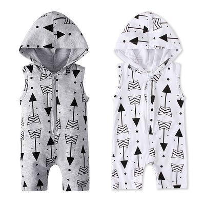 Enterizo Infantil Verano con Capucha, Estampado de Flechas Gris y Blanco - Image 9