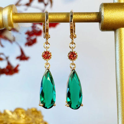 Aretes Clip Esmeralda en Aleación - Joyería Moderna
